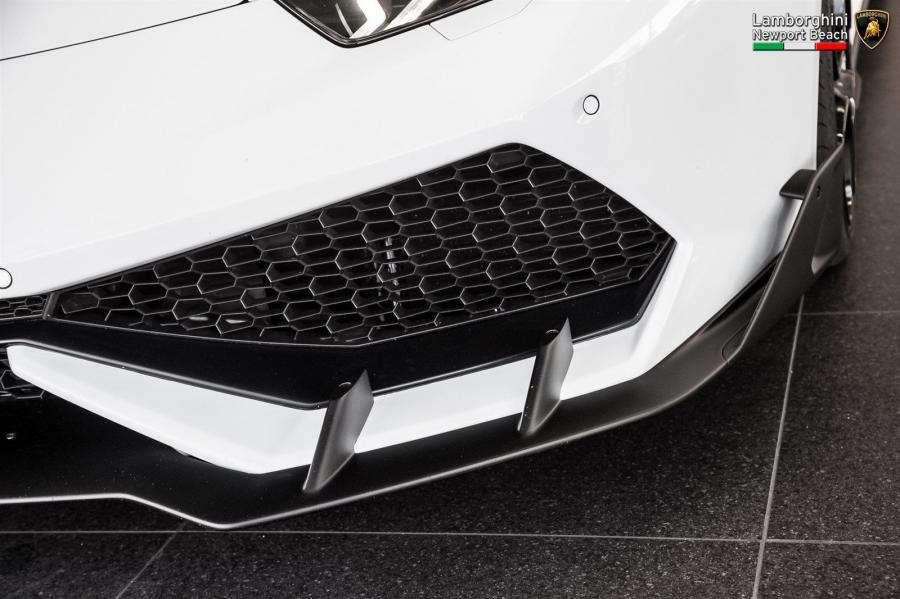 Детали экстерьера Lamborghini Huracan LP610-4 Bianco Monocerus 2016 года  (фото 4 из 15)